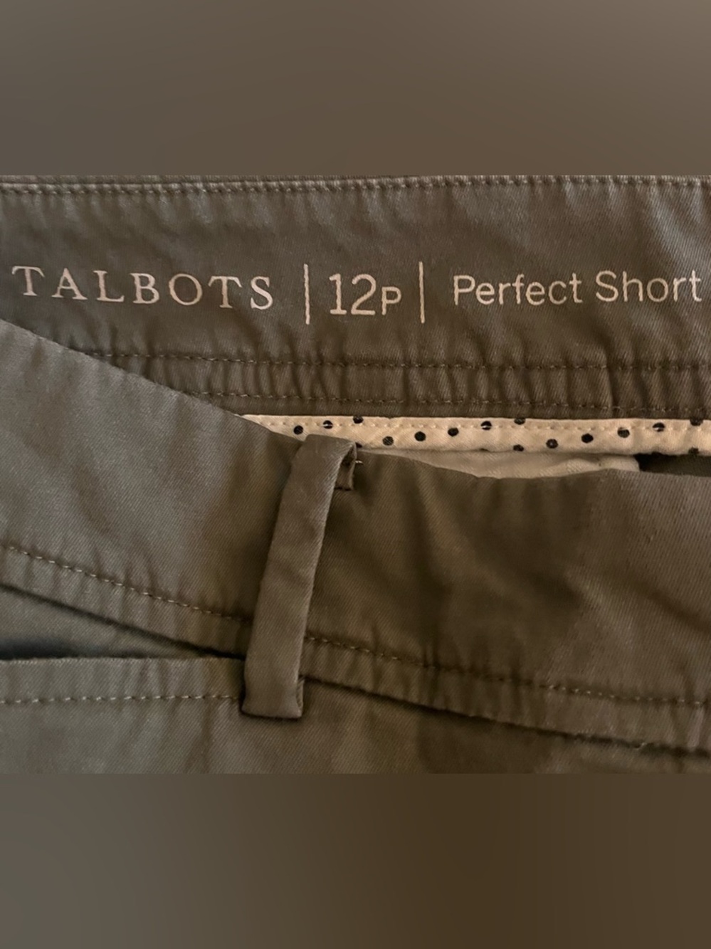 Talbots Women’s Olive Green Shorts - Perfect Short Size 12p - Picture 3 of 4